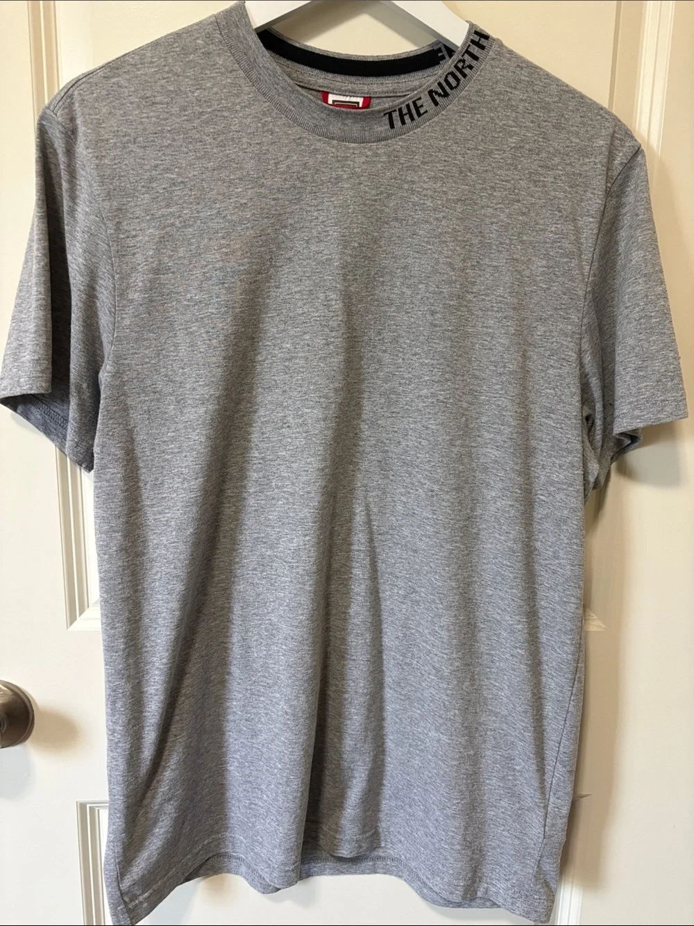 The North Face Men's Short Sleeve Crew Tee in Heather Grey